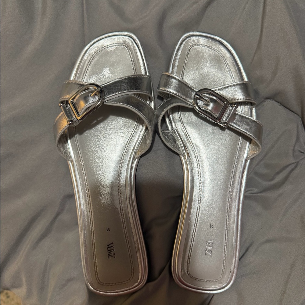 Zara Silver Metallic Buckle Slide Sandals